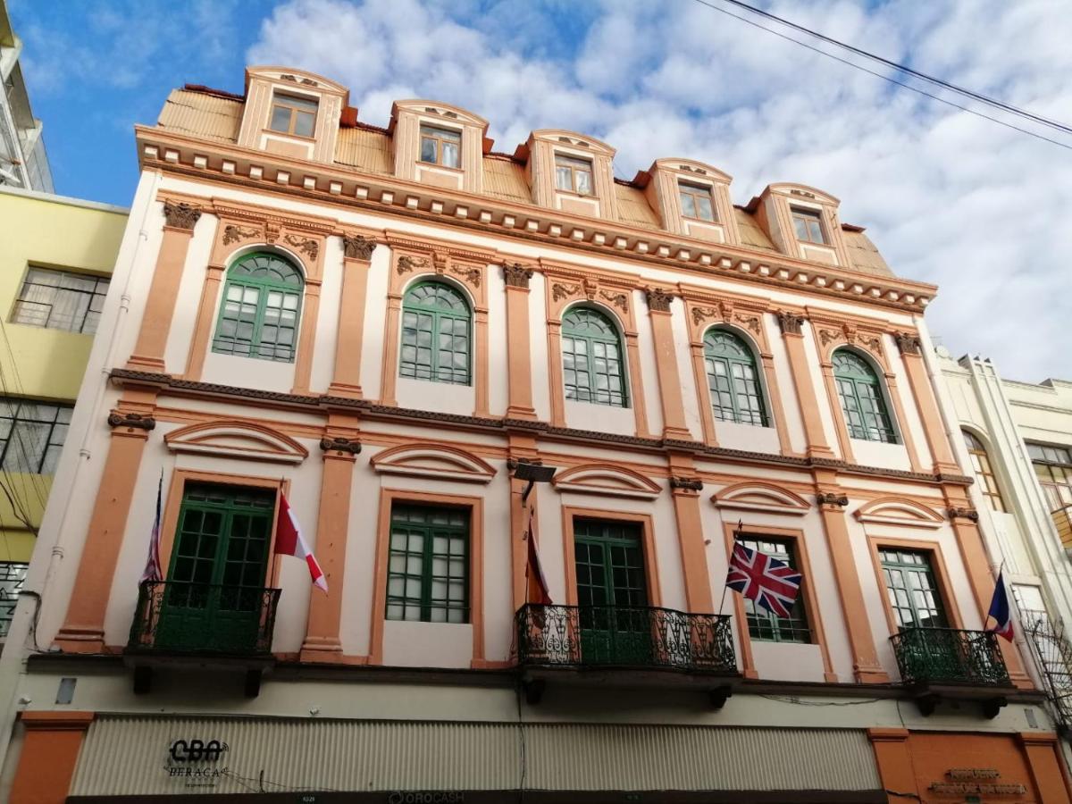 Hostal Victoria Quito Extérieur photo