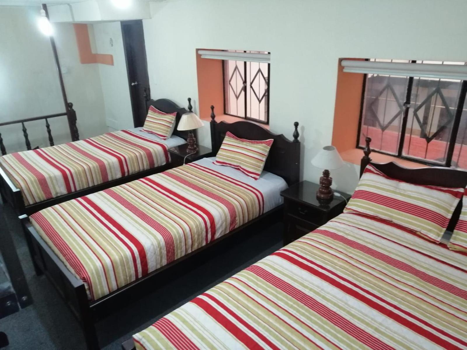 Hostal Victoria Quito Extérieur photo