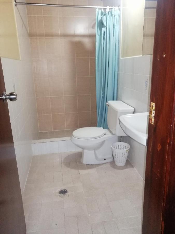 Hostal Victoria Quito Extérieur photo