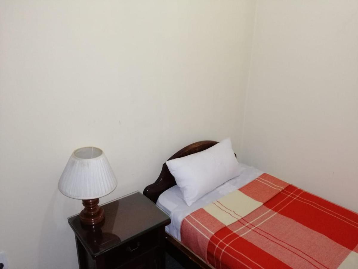 Hostal Victoria Quito Extérieur photo