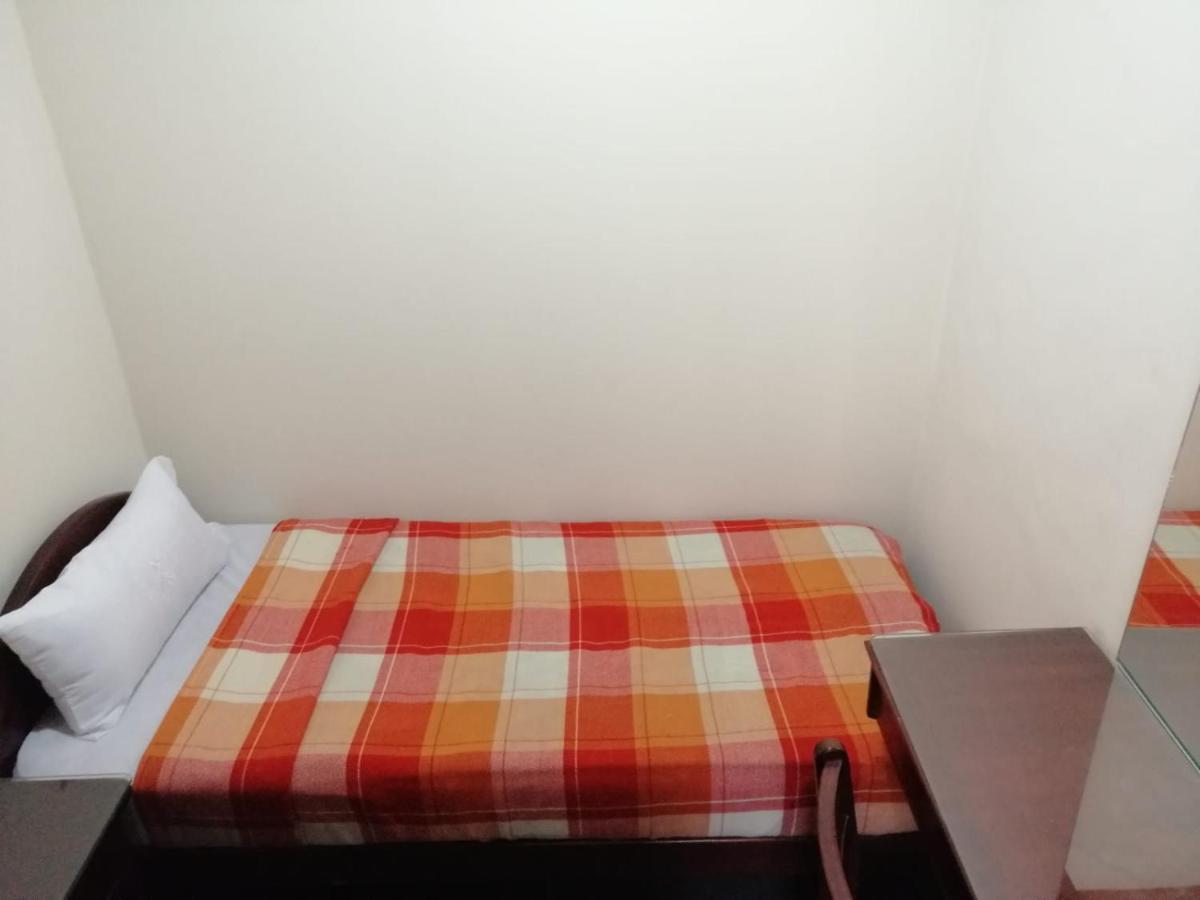 Hostal Victoria Quito Extérieur photo